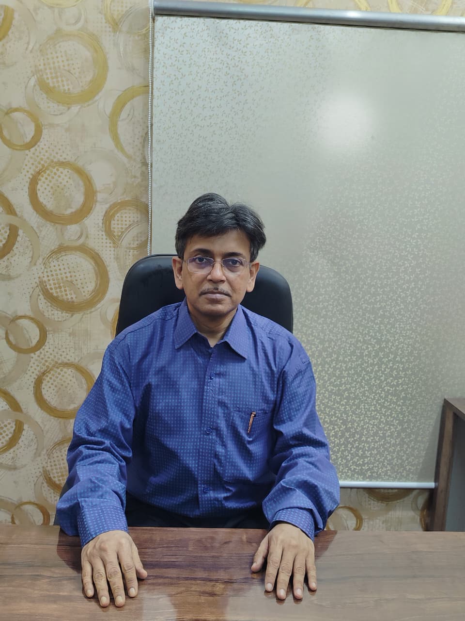 Dr. Rajarshi Mukhopadhyay